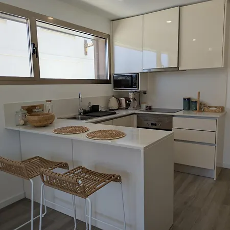 Paredes Da Vitoria - Surf & Sun * Pataias